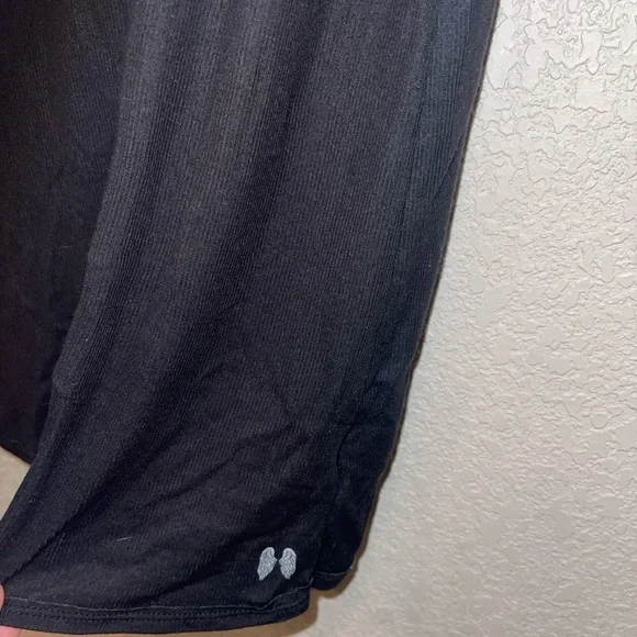 Victoria's SECRET Ribbed Modal Henley Loose Fitting Tank Size XS - Picture 2 of 5